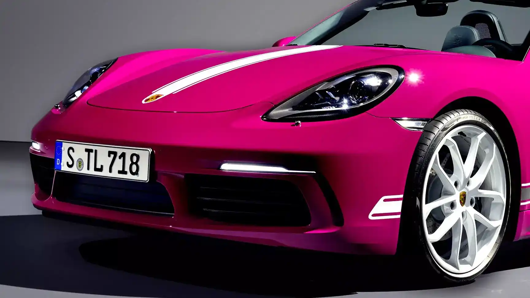 Porsche will end production of the Boxster and Cayman in October 2025, with the electric versions postponed to 2027 due to battery challenges.