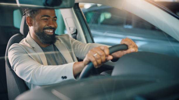 Explore flexible 2025 Hyundai Elantra installment options in Saudi Arabia. Compare car loan rates, eligibility criteria