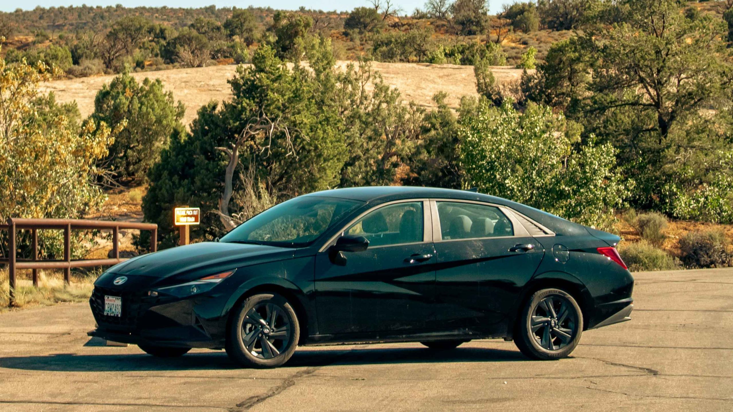Discover how the 2013 Hyundai Elantra dimensions impact daily driving in 2025. This guide highlights essential measurements, parking tips