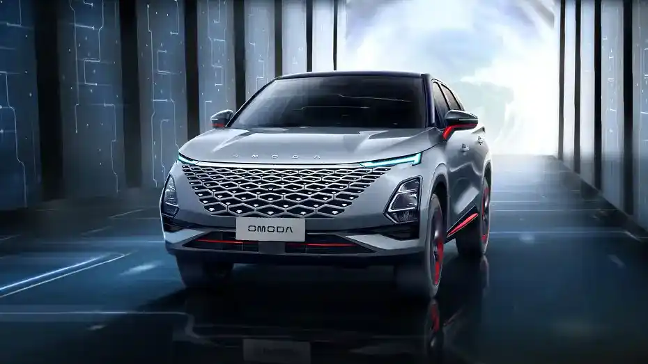 Discover the 2025 Omoda C5 Basic in Saudi Arabia with sporty design, smart tech, and efficient performance starting at 74,630 SAR.