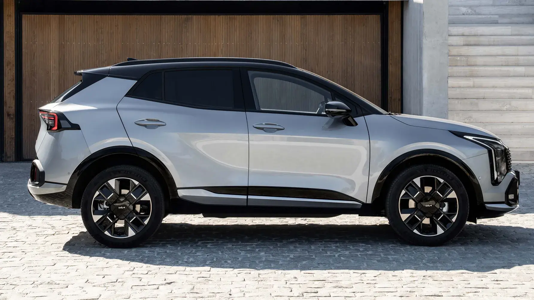 Discover the 2025 Kia Sportage with a refreshed design, powerful hybrid options, smart tech, and enhanced interior space.