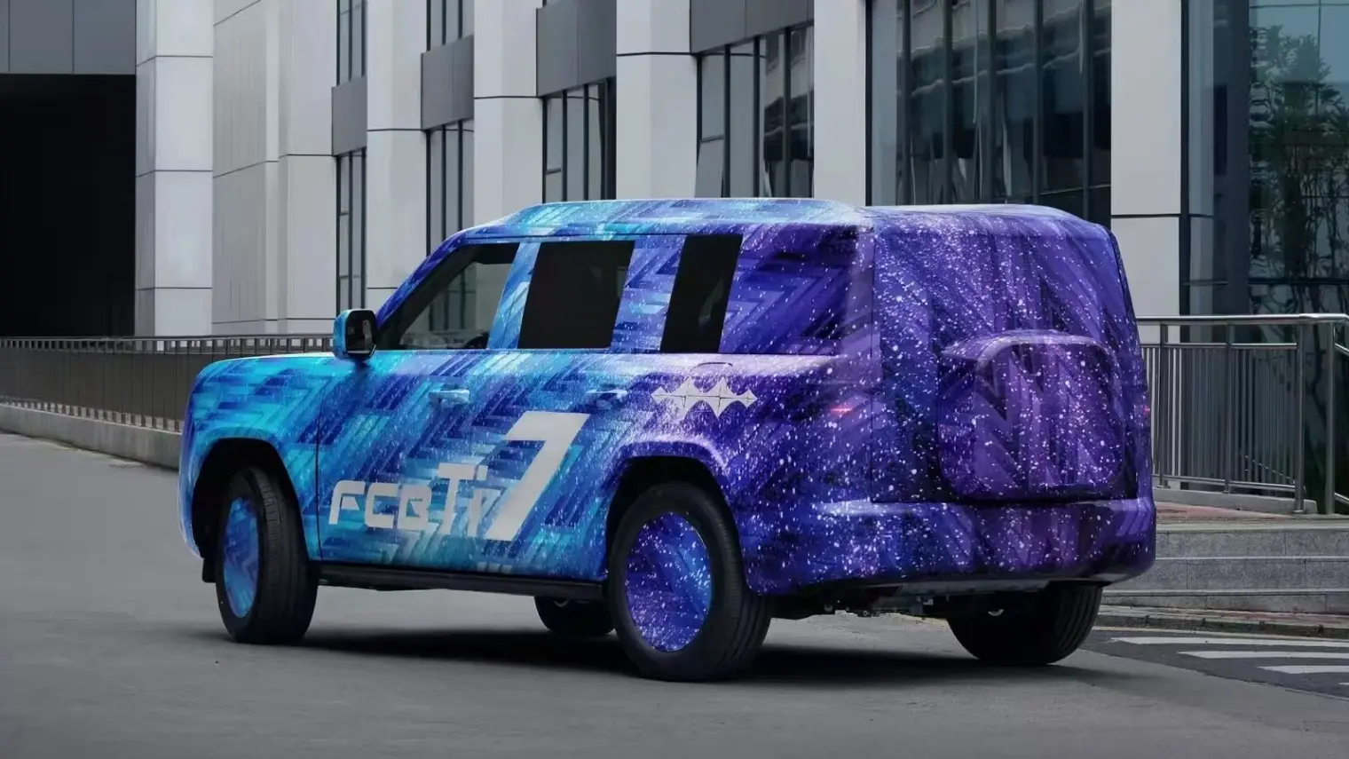 The all new BYD FCB Ti7 is a smart hybrid family SUV combining rugged off road styling, advanced safety tech, and spacious comfort for Gulf drivers in 2025.