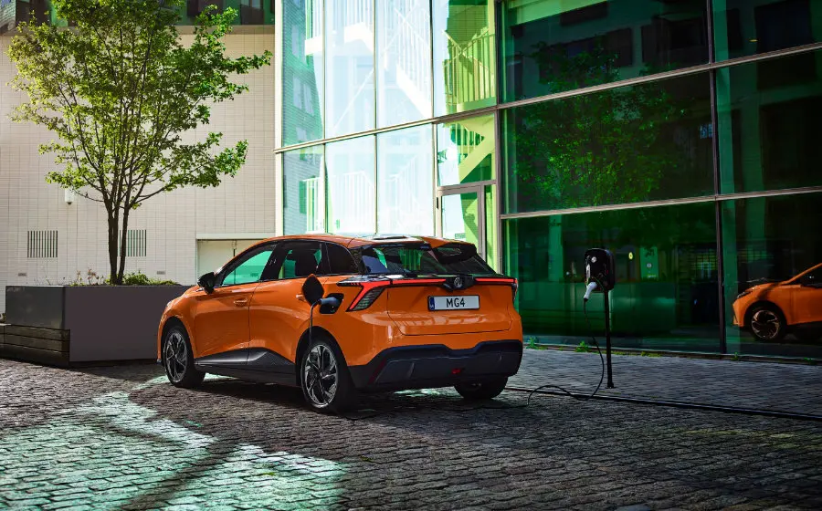 Explore the best 2025 electric cars in Saudi Arabia under 150,000 SAR with full specs, range details, and features to help you choose the right EV for you.