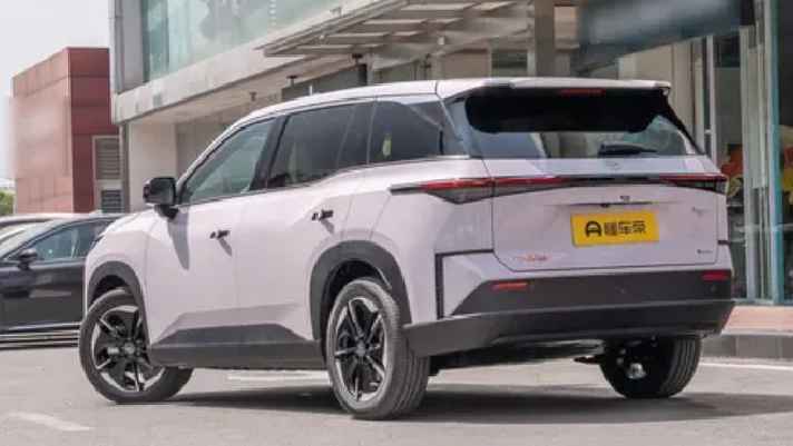 GAC Toyota launches new Highlander/Sena generation with exclusive extended range system for China, combining performance, efficiency, and smart technologies.