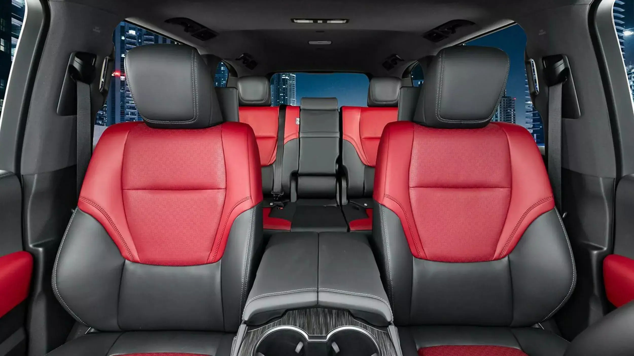 Toyota launches the 2025 Land Cruiser Hybrid in the UAE as the most powerful version in the model's history, with a V6 twin turbo, at a competitive price.