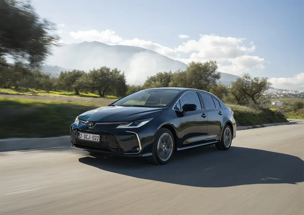 A full comparison between the Yaris and Corolla 2025 covering design, performance, features, safety, and prices in Saudi Arabia to help you choose smartly.