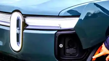 rivian-recalls-28-000-electric-vehicles-over-a-front-turn-signal-defect-an-unwanted-feature