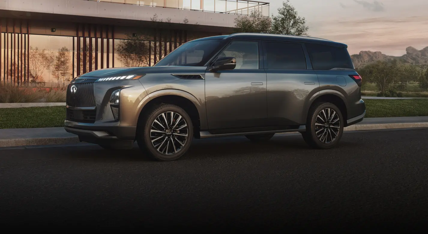 انفينيتي QX80 2025 الجديدة كلياً تقدم تجربة قيادة فاخرة تجمع بين احدث التقنيات الذكية والتصميم الياباني الانيق لتناسب اسلوب حياة السائق الخليجي العصري.