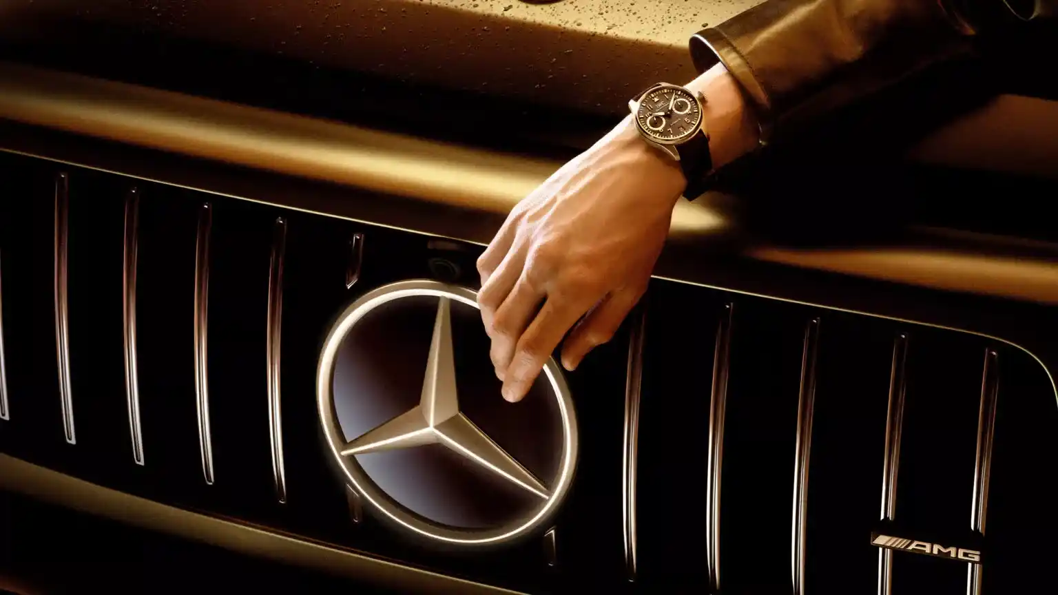 اختفاء سيارة مرسيدس-AMG G63 بقيمة 350 ألف دولار بين وكلاء في أمريكا بسبب تسليمها لناقل مجهول،  في حادثة تثير الدهشة وتسلط الضوء على ثغرات أمنية خطيرة.