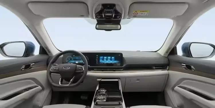 Discover the top 10 best selling SUVs in Saudi Arabia for 2025 with full specs and price comparisons, including Toyota, Nissan, Kia, Hyundai, Ford, and Jetour.