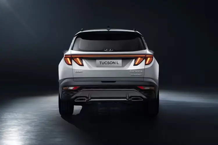 Discover the top 10 best selling SUVs in Saudi Arabia for 2025 with full specs and price comparisons, including Toyota, Nissan, Kia, Hyundai, Ford, and Jetour.