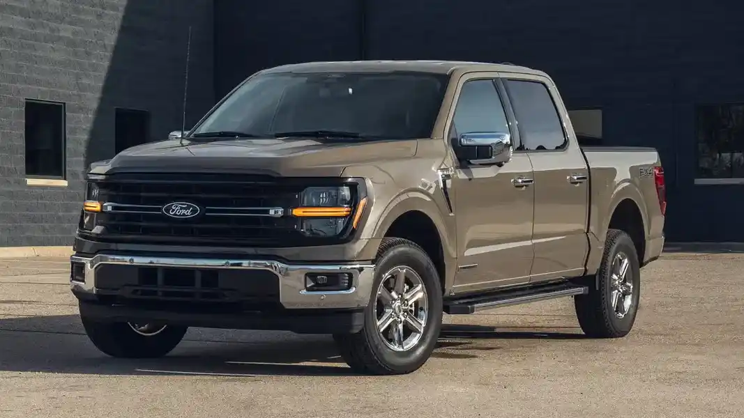Discover the best selling pickup trucks of 2025, including the Ford F-Series, Ram 1500, GMC Sierra, Toyota Tundra, and Jeep Gladiator, all popular in the GCC.