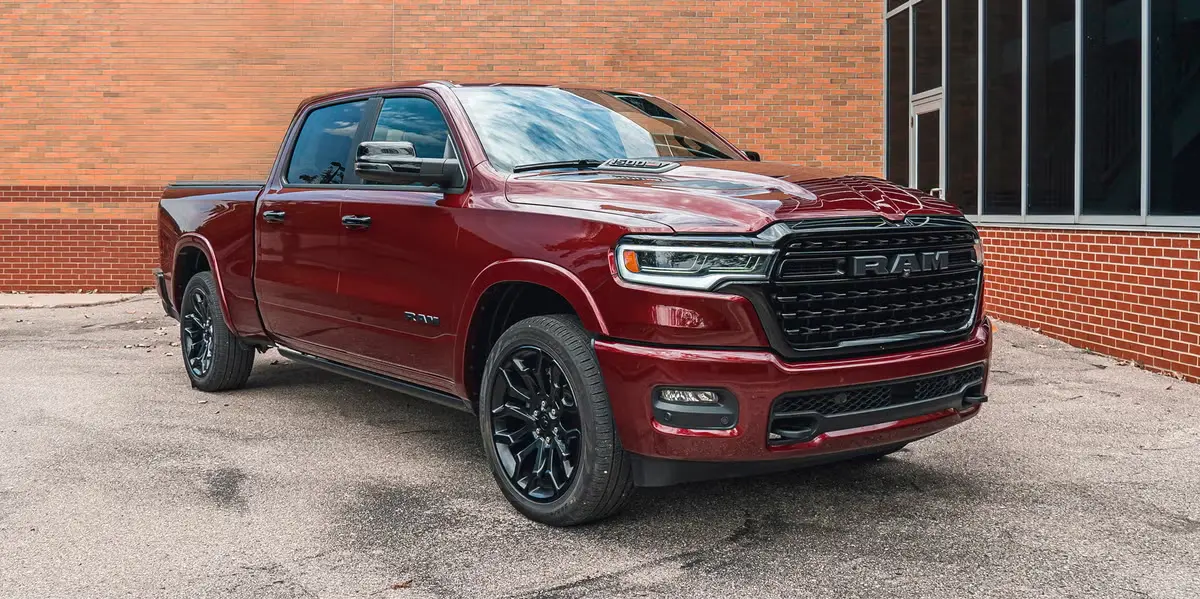 Discover the best selling pickup trucks of 2025, including the Ford F-Series, Ram 1500, GMC Sierra, Toyota Tundra, and Jeep Gladiator, all popular in the GCC.