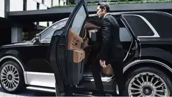 toyota-century-suv-2025-luxury-and-privacy-at-their-finest