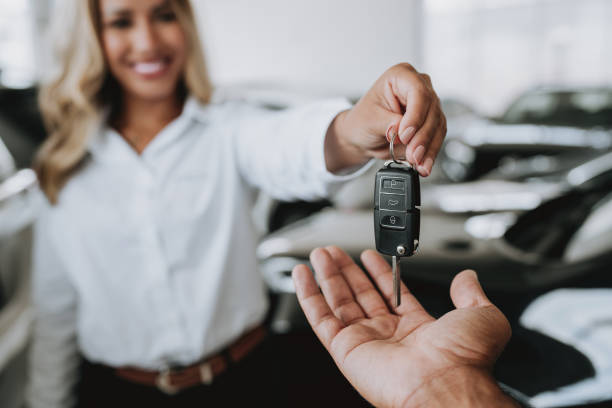 Unlock the secrets to starting your Volkswagen Tiguan. Guide covers everything from push-button ignition to using the physical key blade, plus common issues