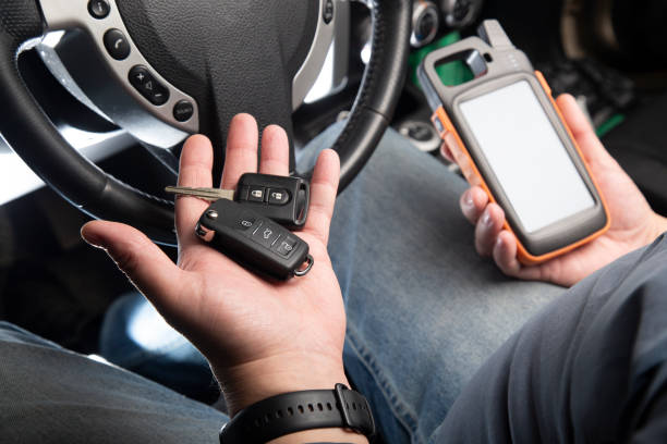 Unlock the secrets to starting your Volkswagen Tiguan. Guide covers everything from push-button ignition to using the physical key blade, plus common issues