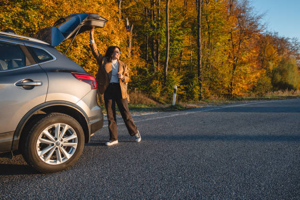 Confused between Volkswagen T-Roc & Tiguan? Read our simple comparison covering size, performance, price & daily driving needs to pick the better SUV.