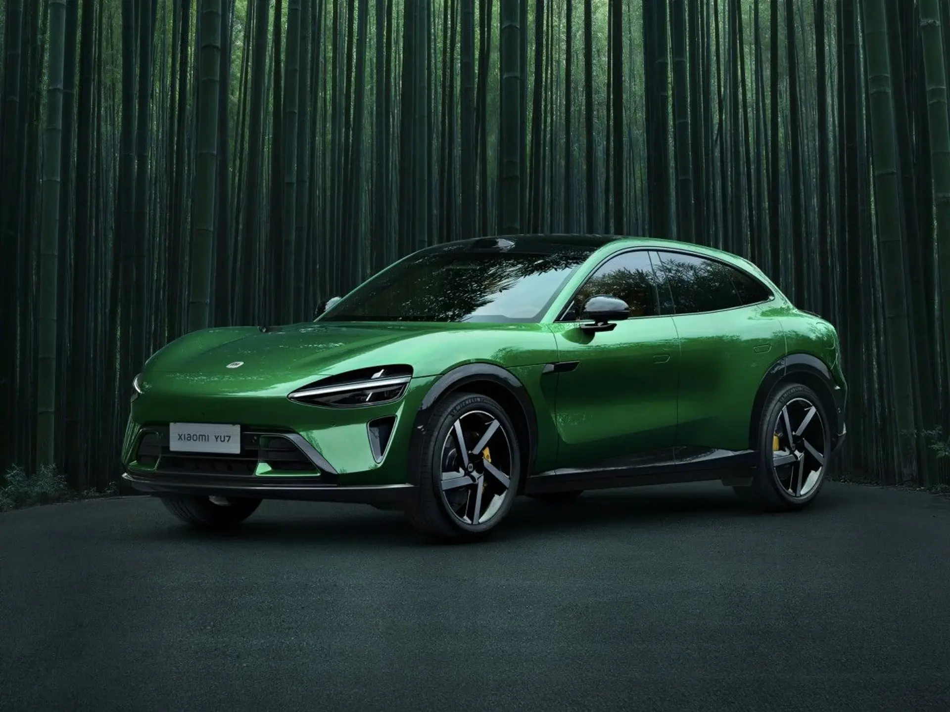 Xiaomi unveils the YU7 electric SUV with up to 830 km range, 3.2s acceleration, luxury interior, and a starting price around 128K AED. Now open for preorders.