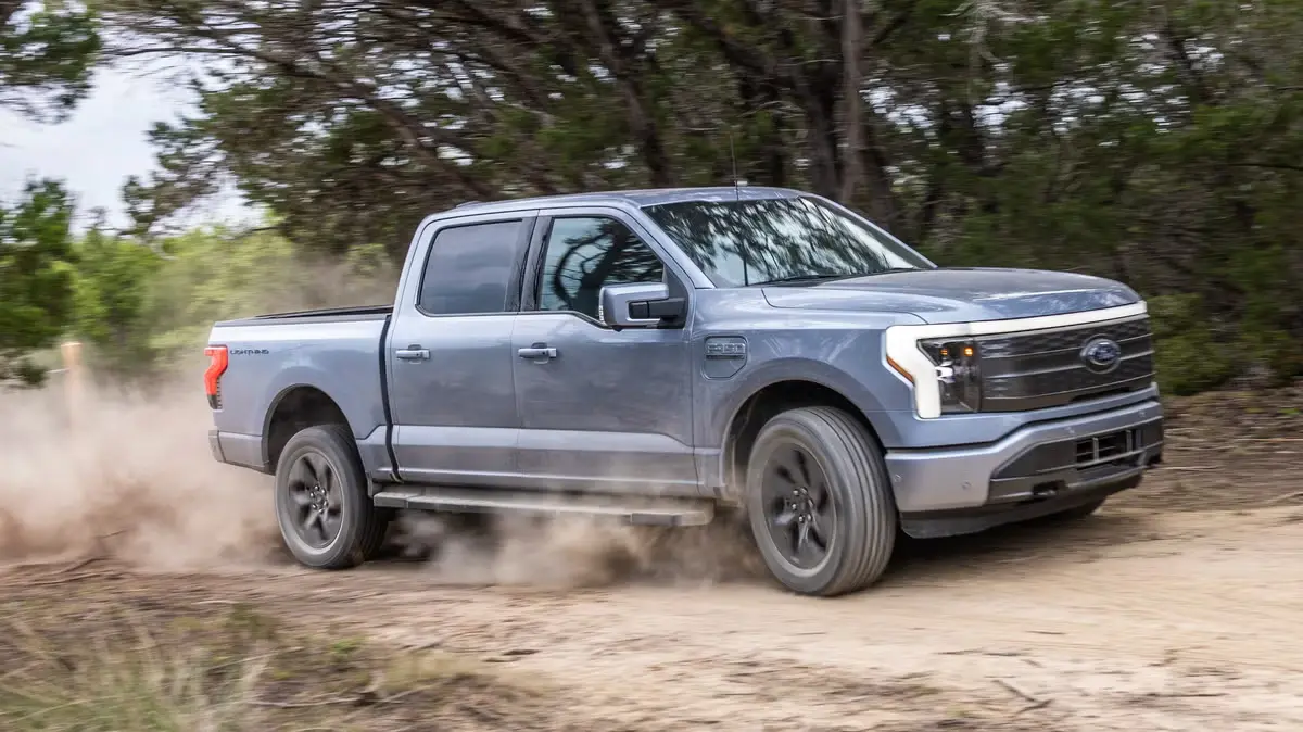 Discover the top 5 best selling electric cars of 2025, from Tesla’s dominance to Hyundai and Ford’s rise, plus why Cybertruck demand is losing steam. 