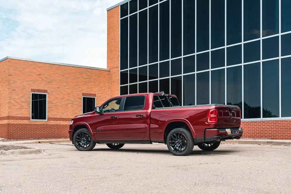 The 2025 Ram 1500 wins MotorTrend Truck of the Year for its powerful engine, advanced tech, and premium comfort, leading the full size pickup segment.