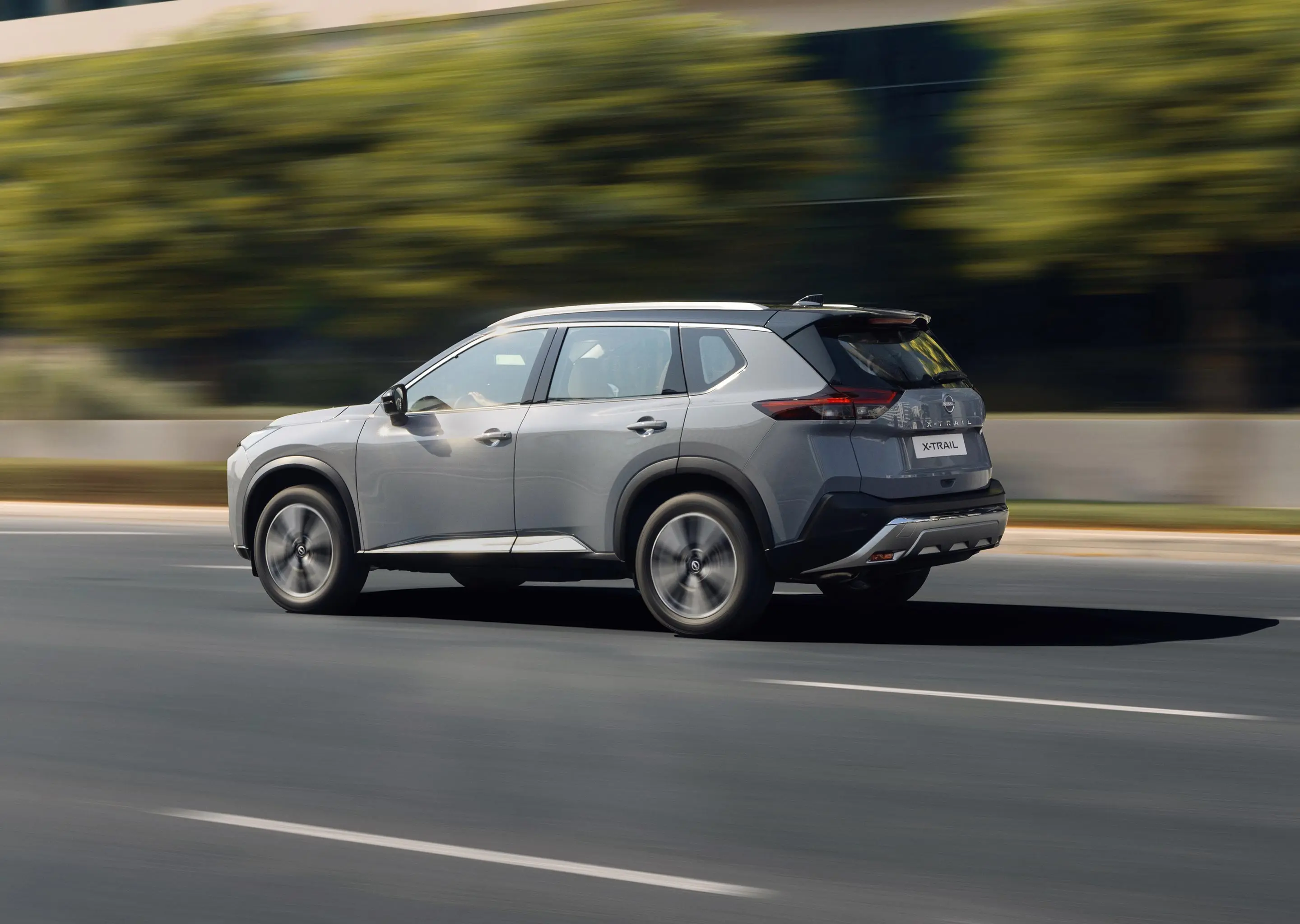 A detailed comparison of the Toyota RAV4 2025 and Nissan X-Trail 2025 covering performance, fuel efficiency, interior comfort, tech, and pricing in the GCC.