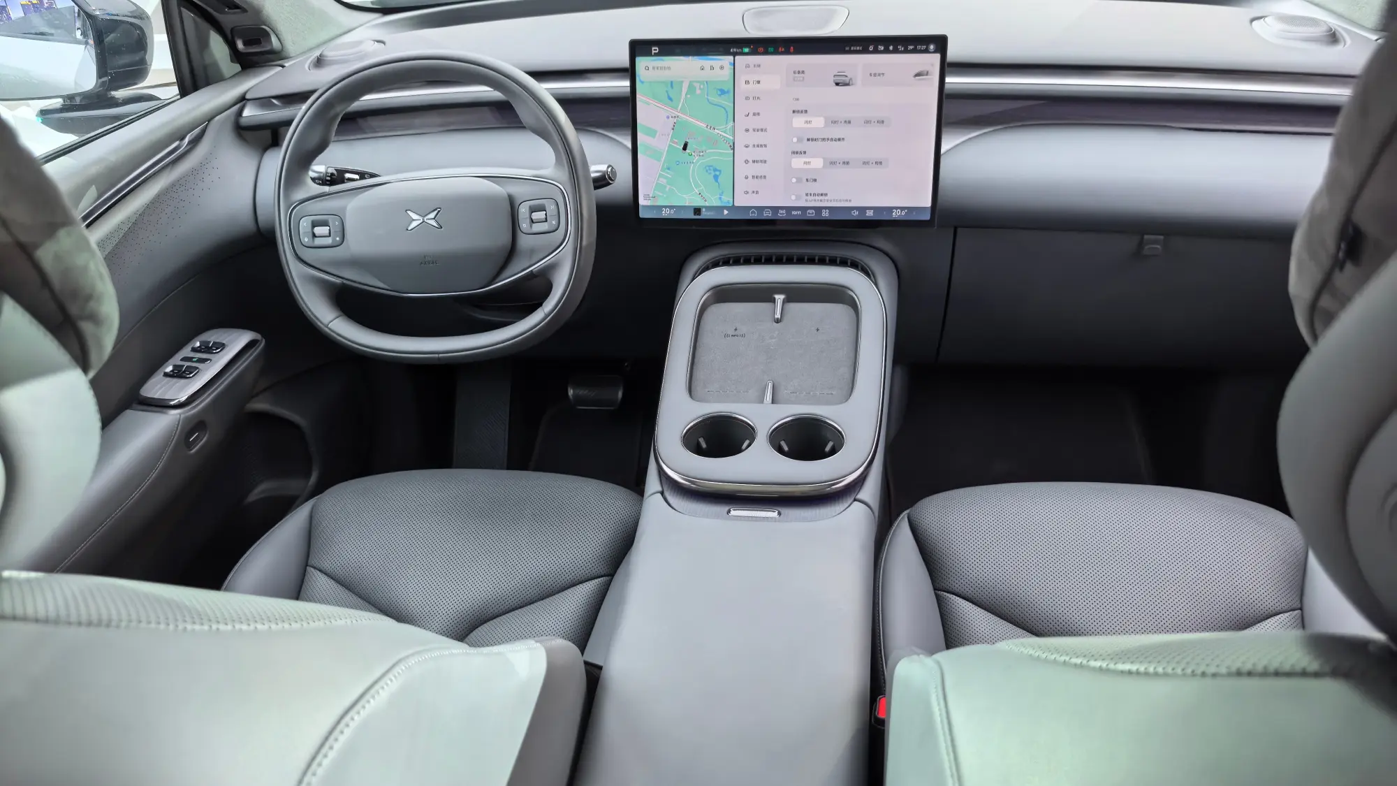 The Xpeng G7 2025 debuts with a 702 km range, AR tech by Huawei, smart cabin, and L3 autonomous driving, starting at just 100,000 AED to rival Tesla and Xiaomi.
