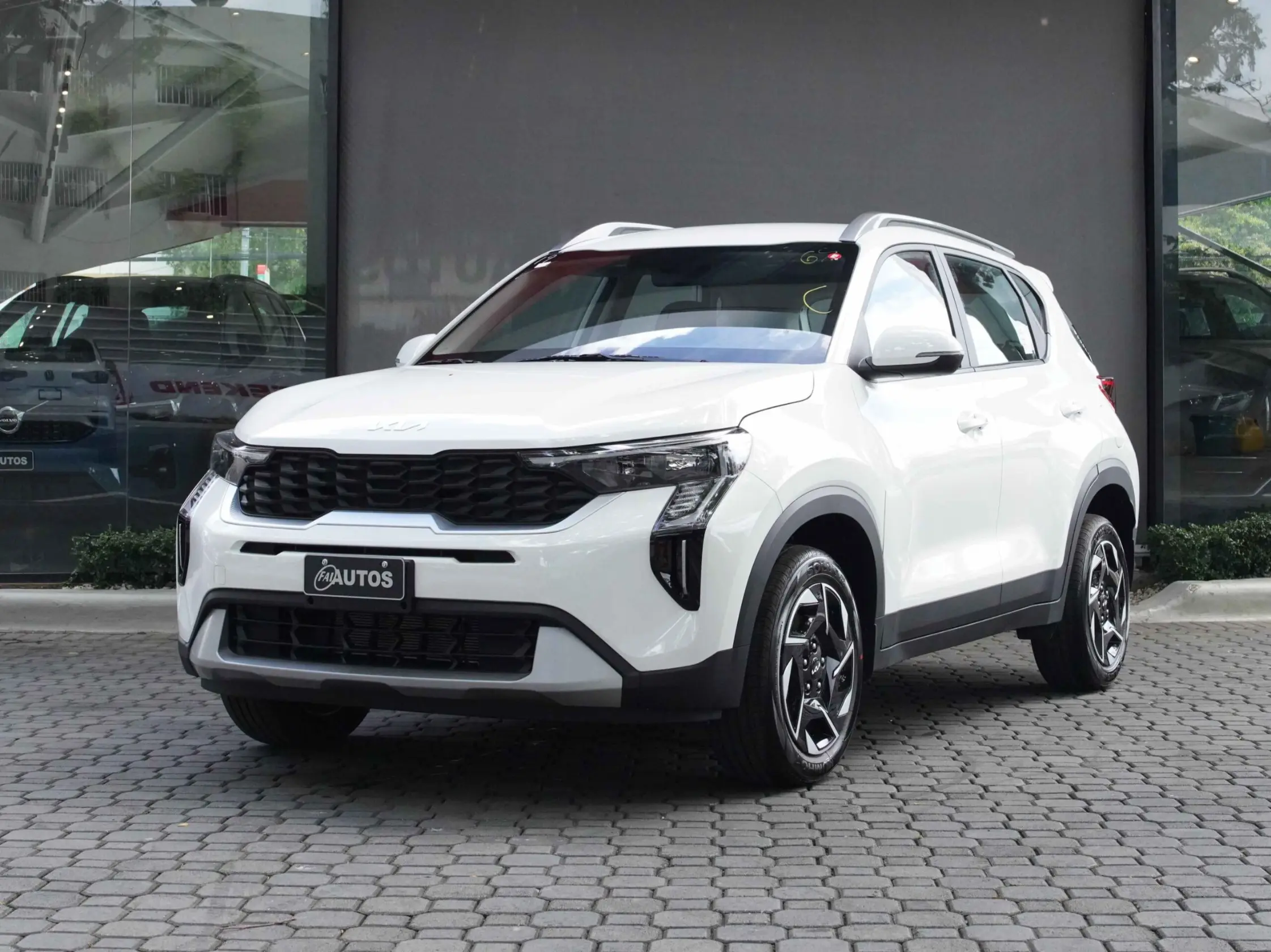 Discover the 2025 Kia Sonet in Saudi Arabia with full specs, prices, features, pros and cons, and detailed insights on all available trims and warranty coverage