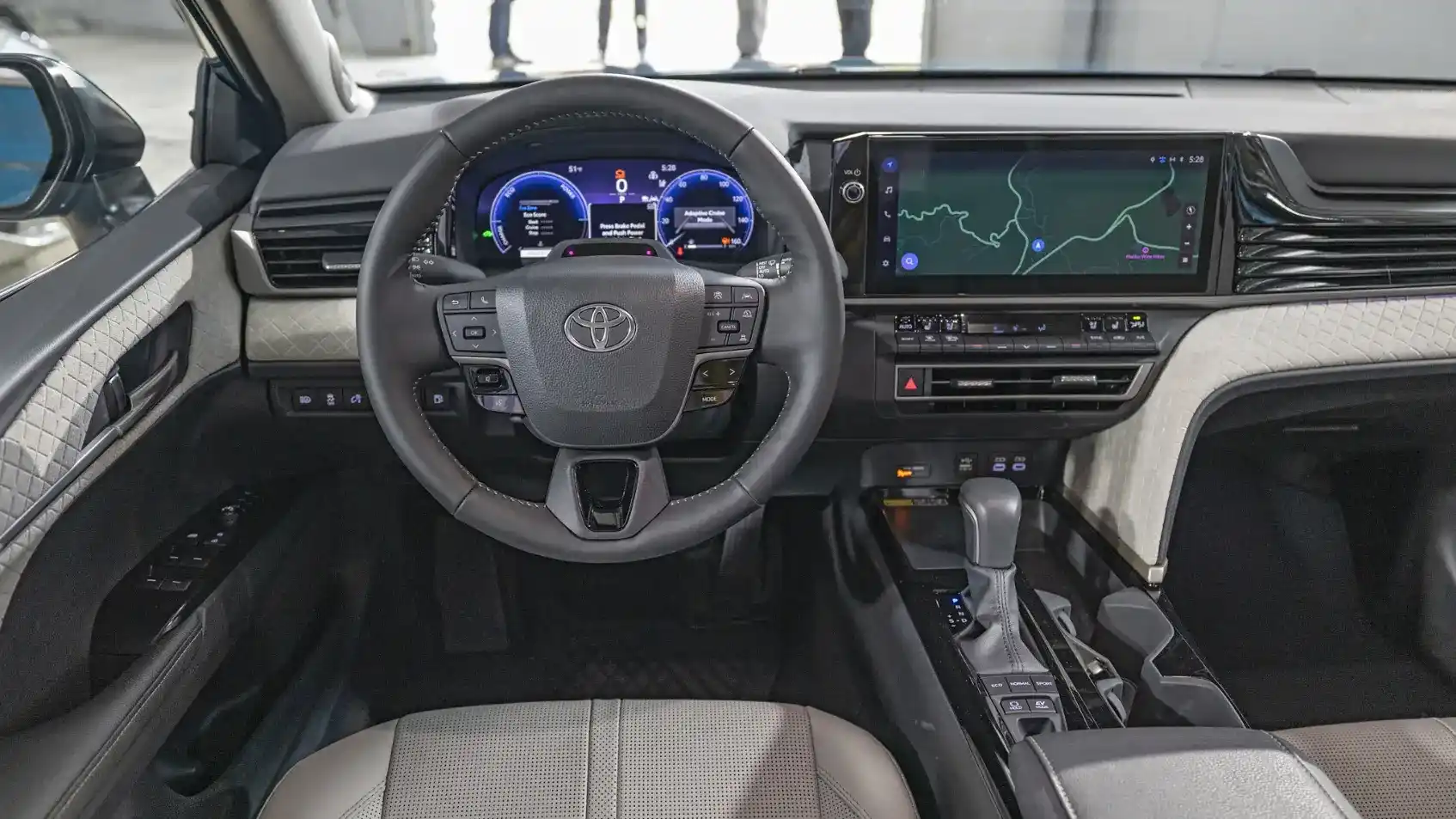 Explore the 2025 Toyota Camry interior, from fabric seats and basic screens to premium leather, large displays, and advanced comfort and safety features.
