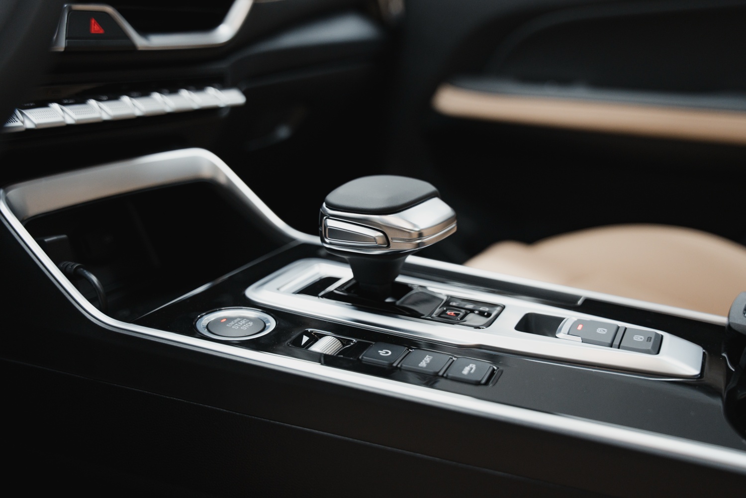 Kaiyi officially enters the UAE market with the launch of the X7 and X3 Pro, offering competitive pricing and modern design, aiming to attract budget-conscious