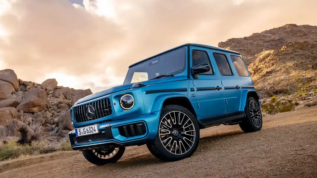A full comparison between the Mercedes G63 and Yangwang U8 covering power, tech, luxury, and value to reveal the true off road king for GCC region buyers.