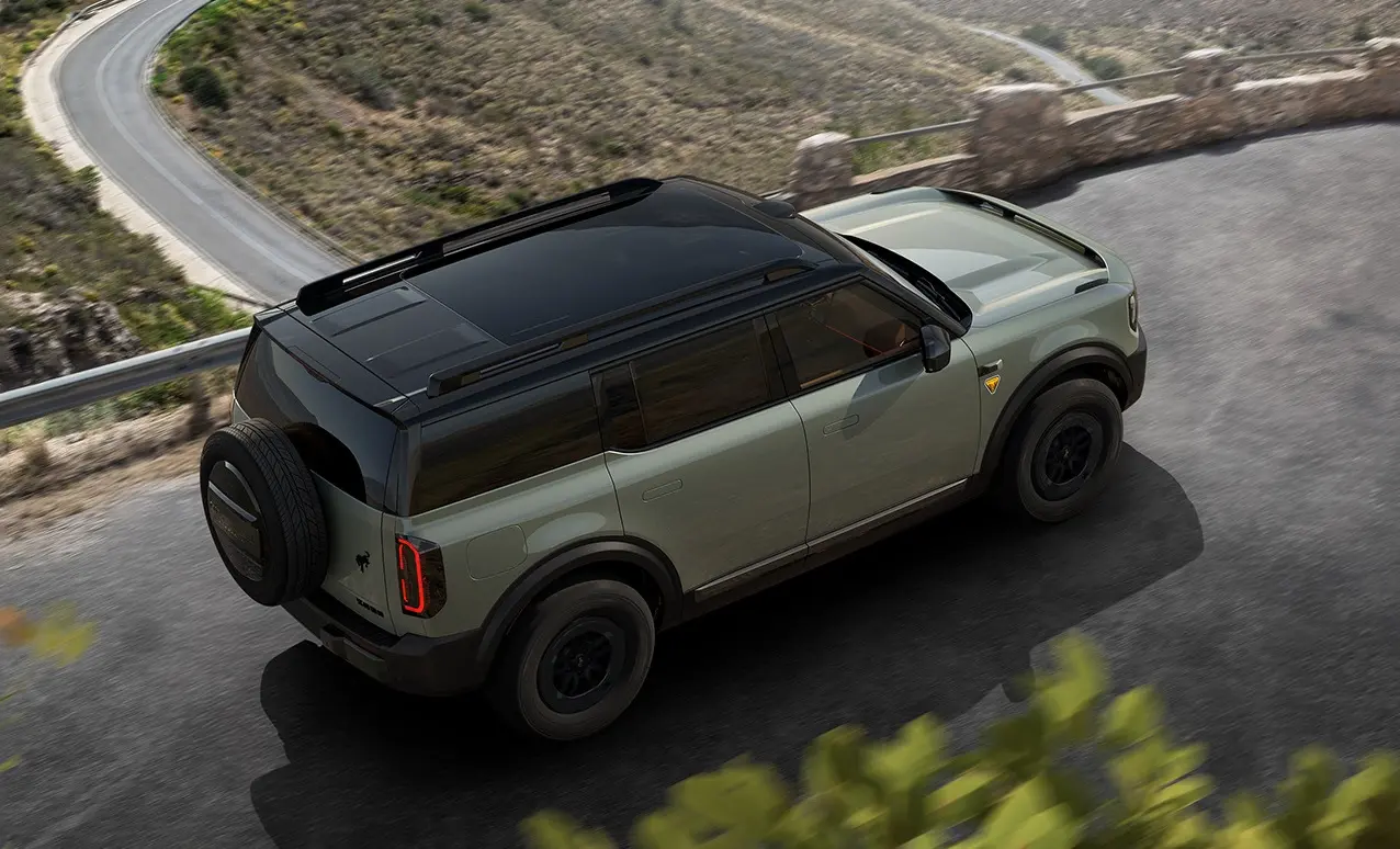 Ford unveils the electric and EREV Bronco in China with a BYD 105 kWh battery, 650 km range, AWD system, and advanced lidar tech for semi autonomous driving.