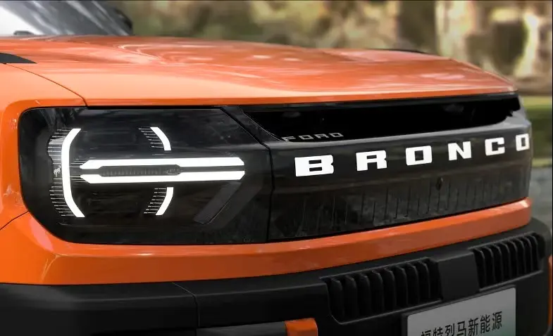Ford unveils the electric and EREV Bronco in China with a BYD 105 kWh battery, 650 km range, AWD system, and advanced lidar tech for semi autonomous driving.