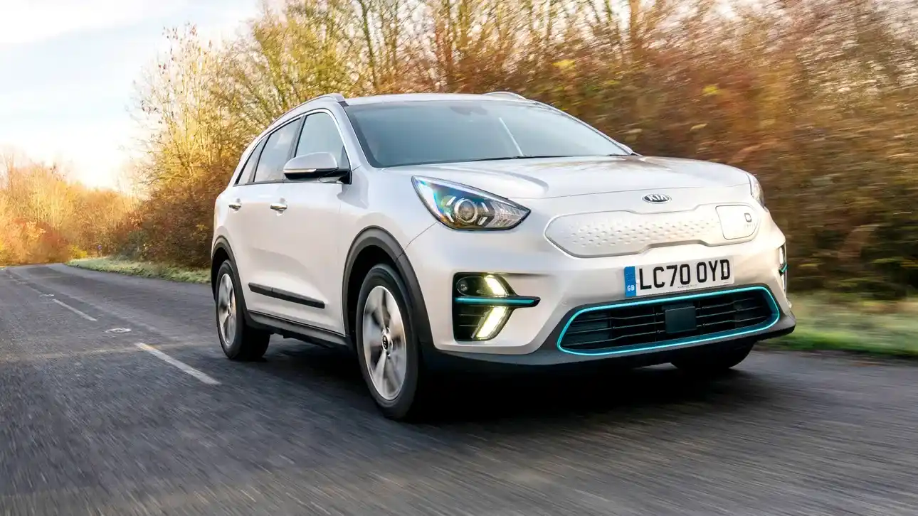 The best 15 used electric cars offer a mix of good range, affordable price, and advanced technology to meet users’ needs. 