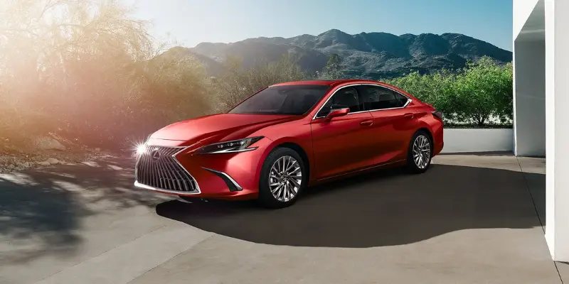 Top full size sedans in Saudi Arabia 2025 include Kia K8, Azera, Lexus ES, and Genesis G90 with full specs, official prices, and used car buying options.