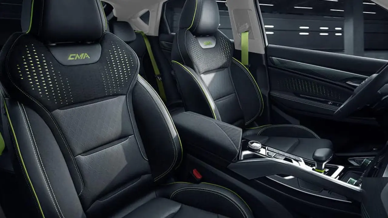 Discover the sporty and luxurious interior of the 2025 Geely Tugella in Saudi Arabia with digital screens, BOSE sound, premium seats, and smart comfort features