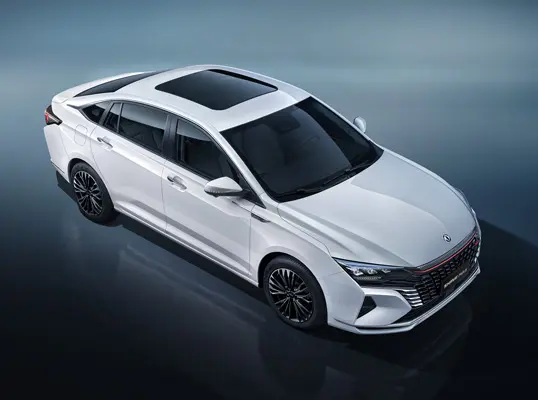 Discover the 2025 Dongfeng Shine Max E2 in Saudi Arabia, a stylish midsize sedan with a turbo engine, advanced features, and premium comfort from 76,900 SAR.