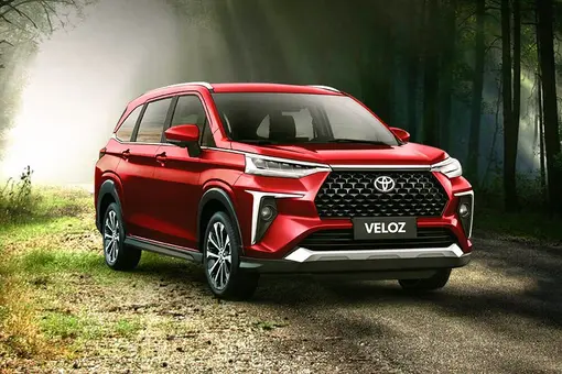Explore the best 2025 Toyota 7 seater cars in Saudi Arabia with full specs and prices, from budget friendly to premium family options for every need. 