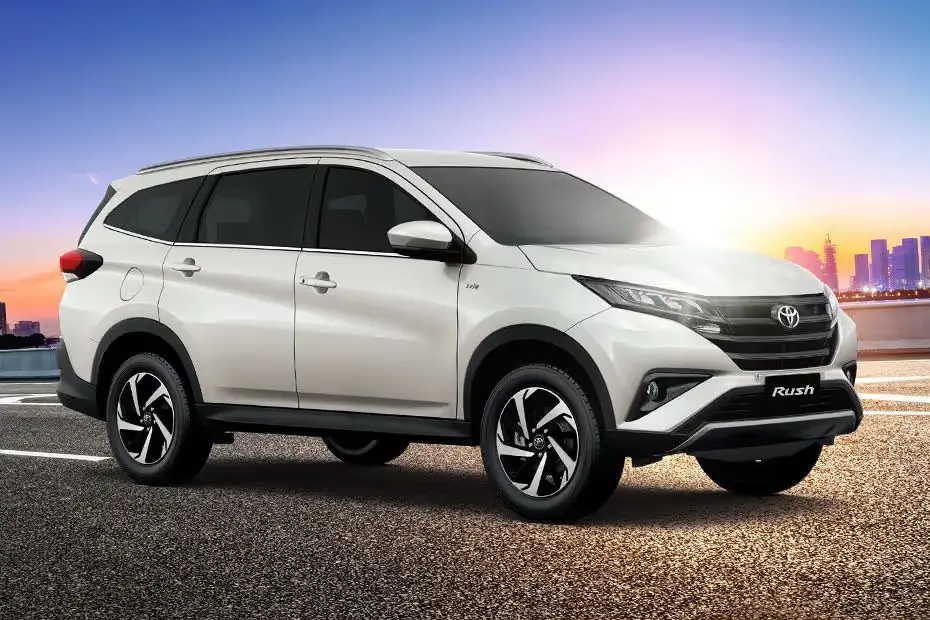 Explore the best 2025 Toyota 7 seater cars in Saudi Arabia with full specs and prices, from budget friendly to premium family options for every need. 