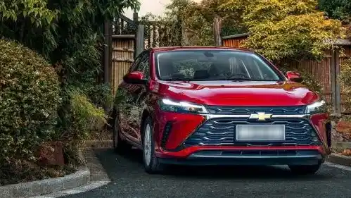 The 2025 Chevrolet Cruze makes a bold comeback in the Middle East with a refreshed design, smart tech features, and versatile engine options for every driver.