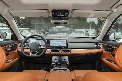 Discover the best cheap 7 seater cars in Saudi Arabia for 2025 starting at 95,770 SAR, with full specs and feature comparisons to help you choose the right one.