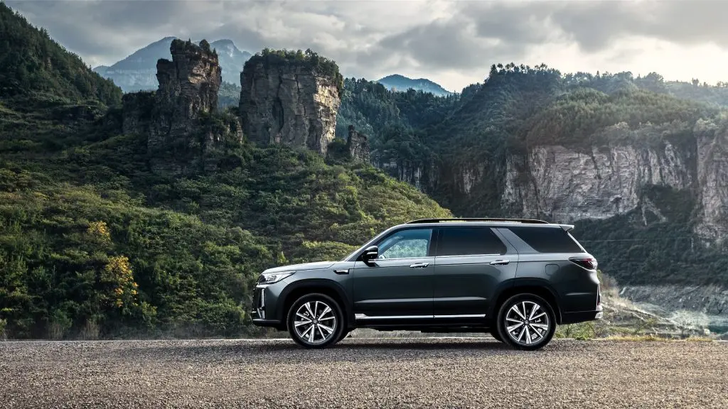 Discover the best cheap 7 seater cars in Saudi Arabia for 2025 starting at 95,770 SAR, with full specs and feature comparisons to help you choose the right one.