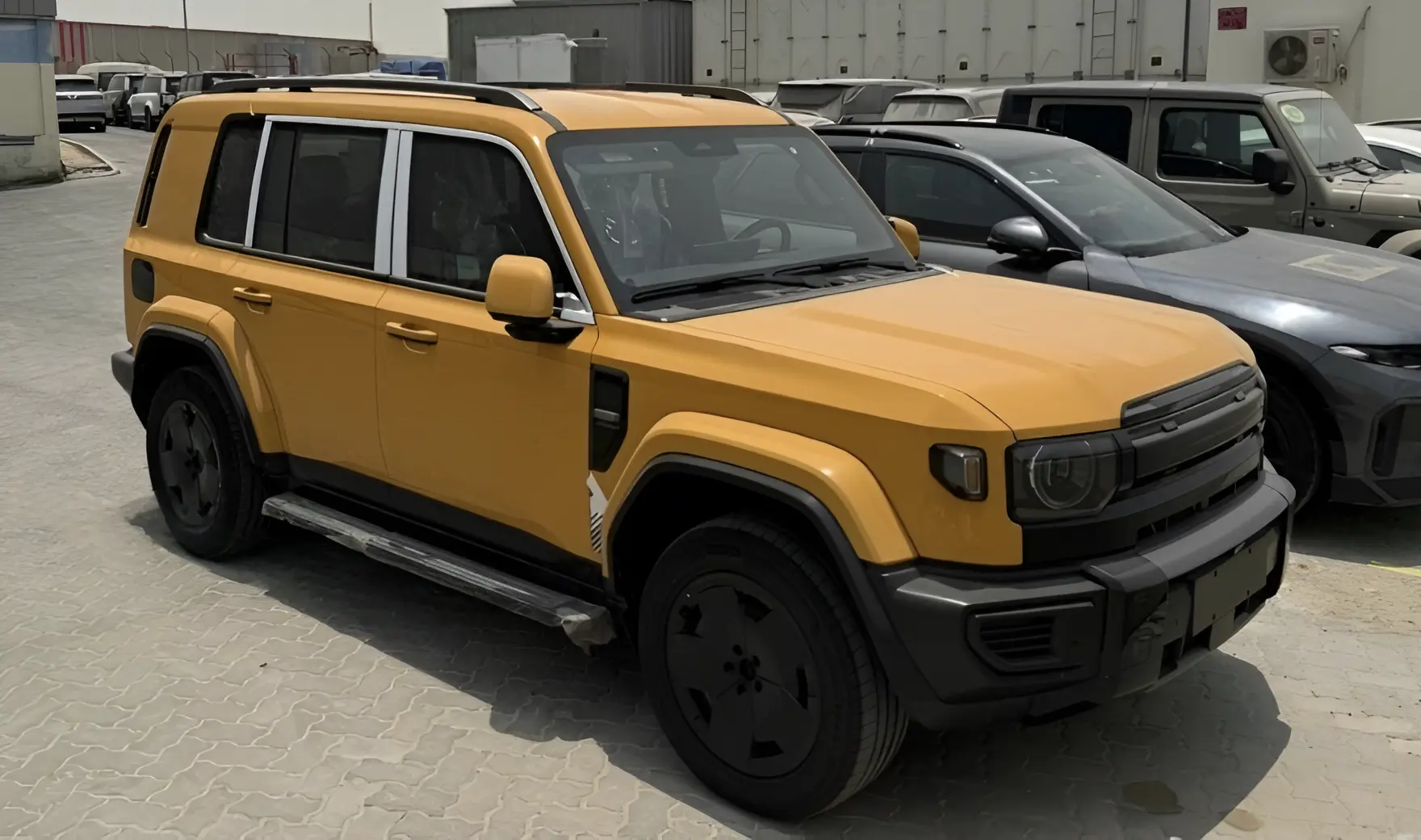 الكشف العالمي عن iCAR V27 2025 من دبي بتصميم اوف رود فاخر، ومدى كهربائي يصل الى 200 كم، ونظام دفع رباعي بقوة 449 حصان، بسعر يبدا من 102,000 ريال سعودي.