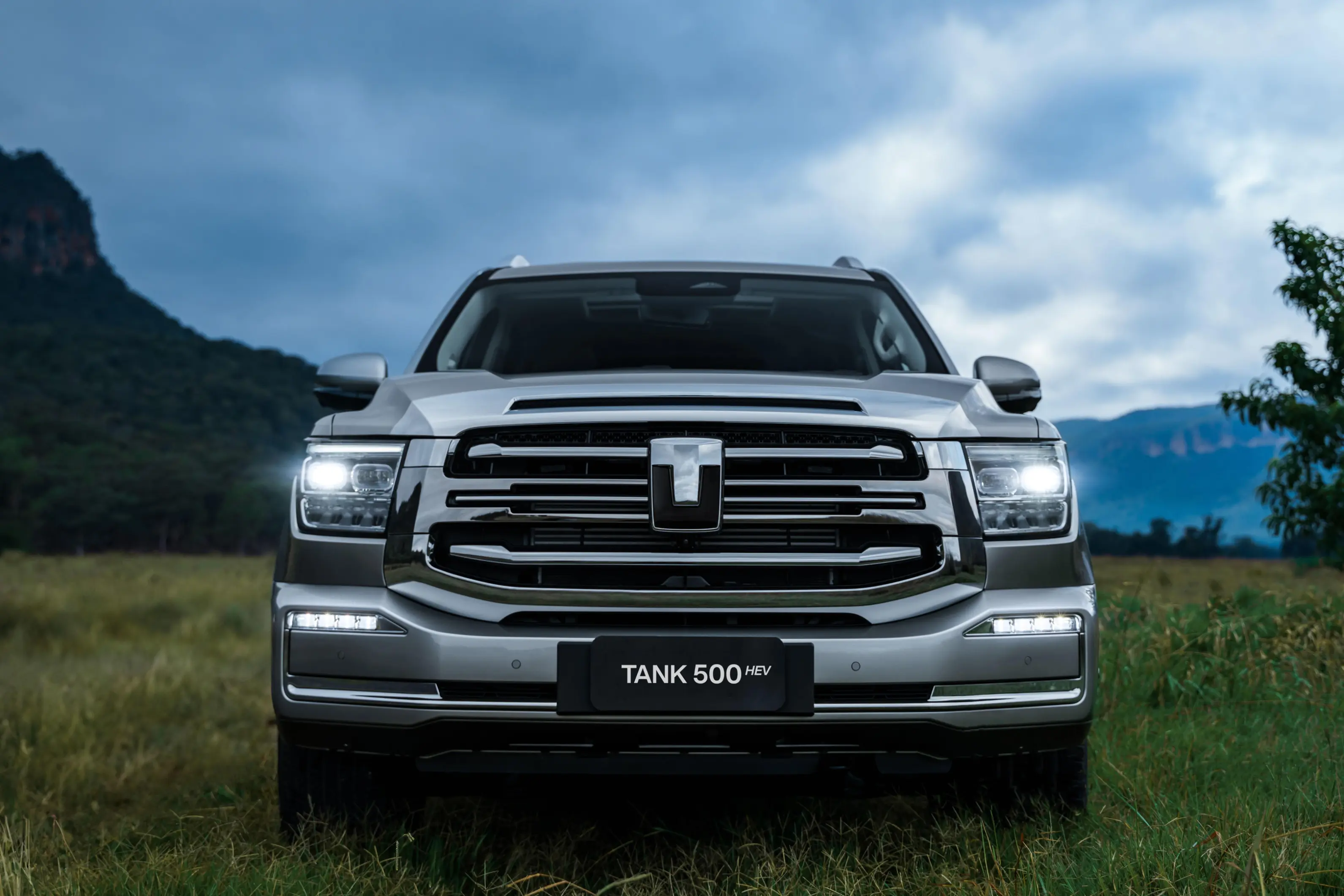 The 2025 Tank 500 facelift blends luxury with smart tech like lidar and Coffee Pilot Ultra, offering hybrid power and premium comfort for GCC drivers.