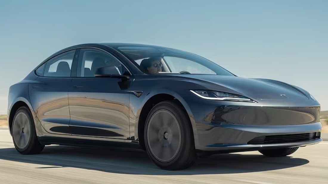تسلا موديل 3 لونغ رينج RWD 2025 في الإمارات: نقلة نوعية في مدى القيادة والأداء الكهربائي