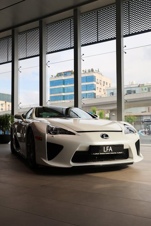 Discover the top 10 supercars of all time, blending iconic design, performance, and engineering. A must-read for GCC car enthusiasts and collectors. 
