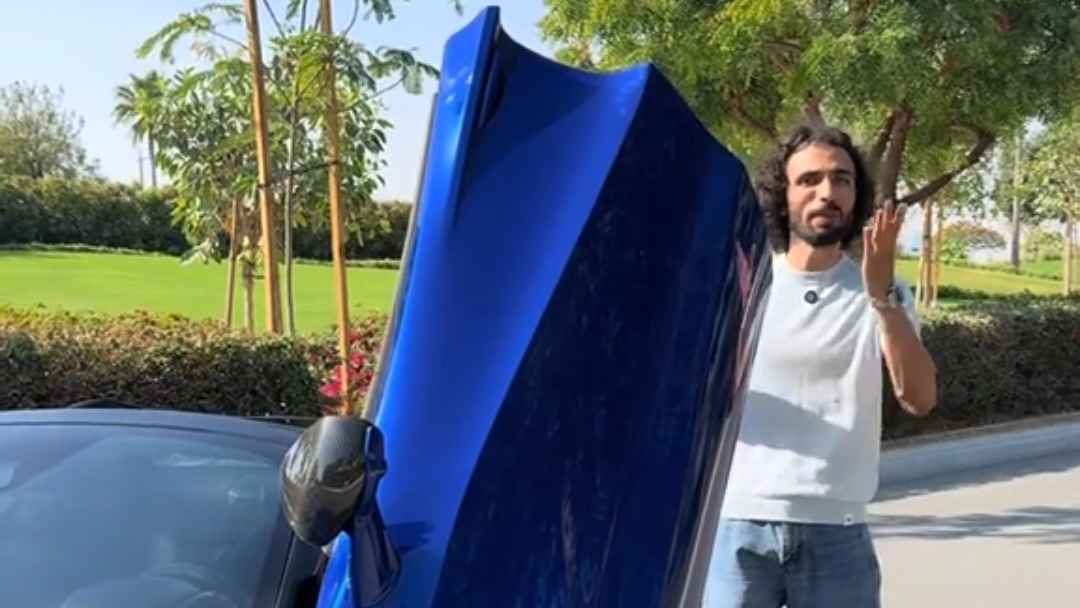 ازاي تفتح باب مكلارين ، اي خدمة تانية ؟