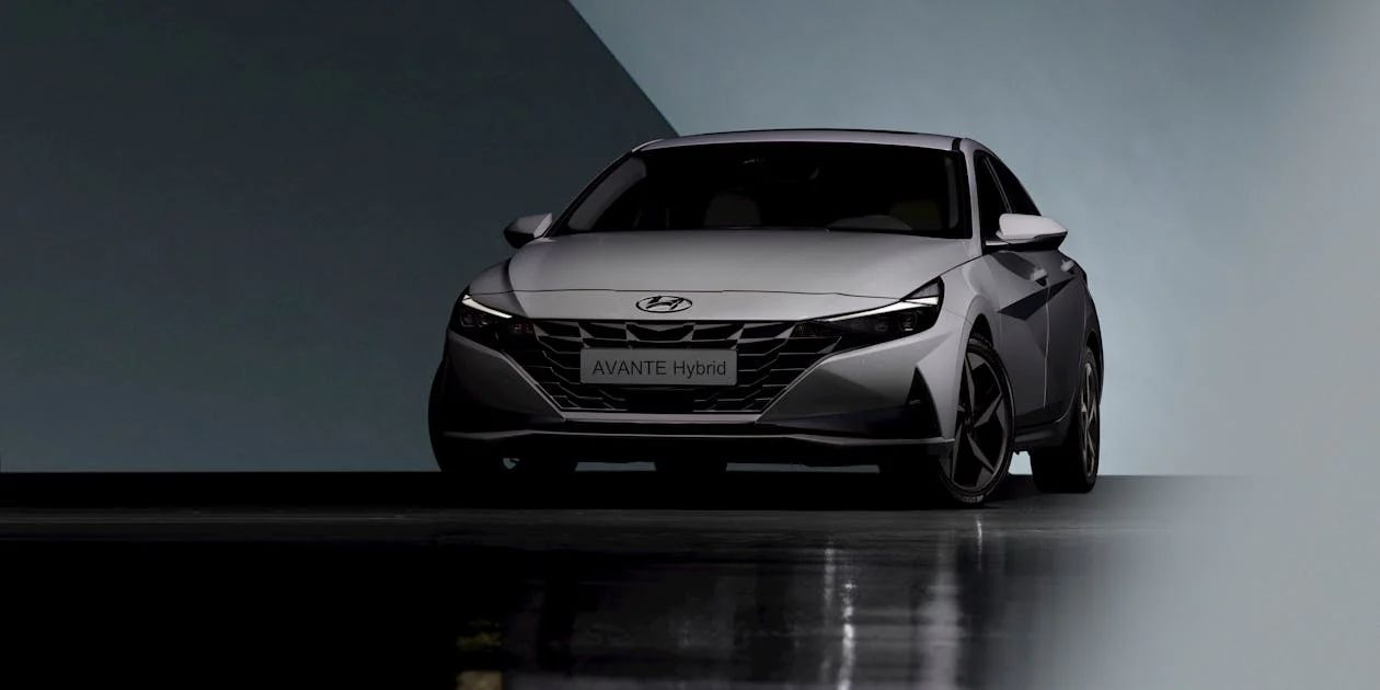 Discover Hyundai Avante: Reliable, Affordable Sedan with Modern Features. Key Highlights: Specs, Safety, Value. Perfect for Families and Commuters. 