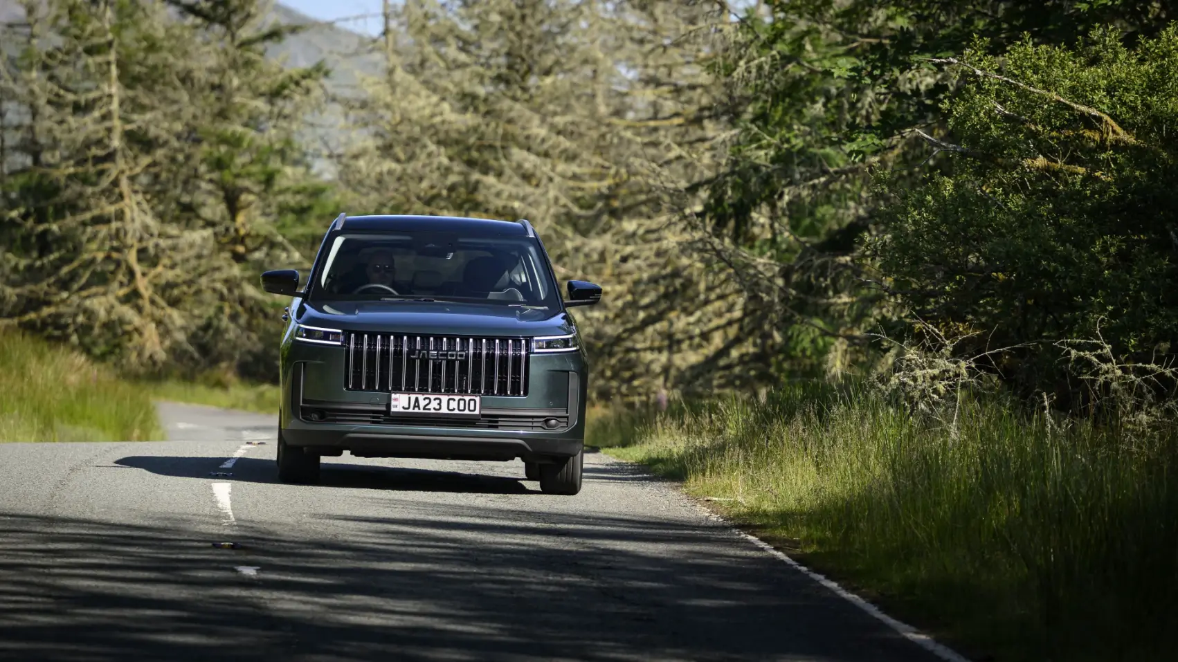 The Jaecoo J5 2025 debuts in Riyadh and heads to the UAE with a special edition blending elegance, advanced tech, and light off road capability for GCC drivers.