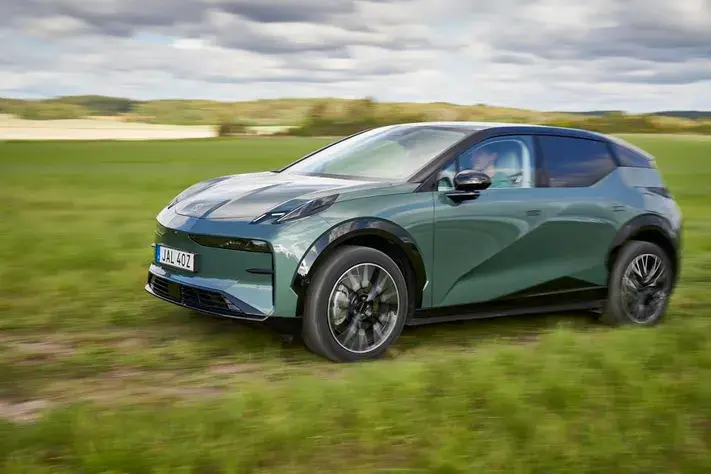 The Zeekr X electric crossover delivers sporty performance, smart technology, and modern design with 10 unique features perfect for Saudi roads and lifestyle.