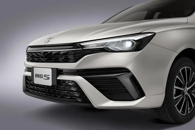 Top 10 best selling Chinese cars in Saudi Arabia for H1 2025 with sales stats, market share, and key factors driving these models to lead the automotive market.
